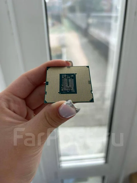 Intel Celeron G5905 ����