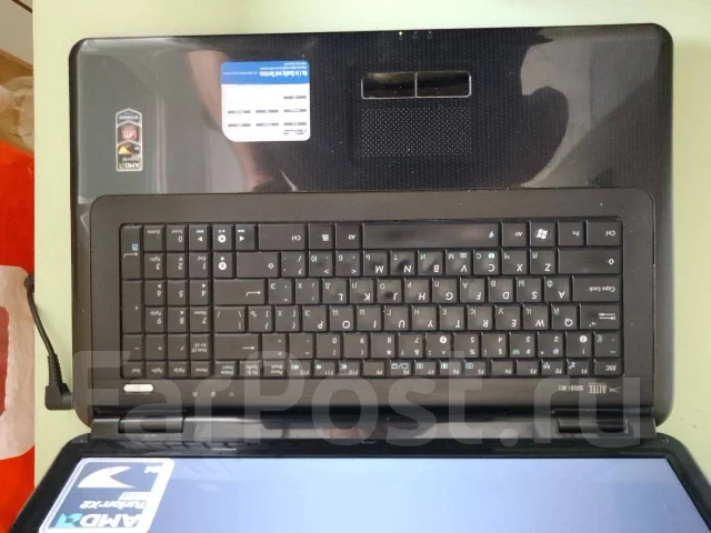 Asus K70AB. 17.3", 2,2����, ��� 4 ��, ���� 500���, WiFi: 1, Bluetooth: 1 ����