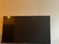 Hisense. LED ����