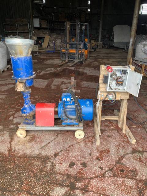 Гранулятор Соловей 3, б/у, в наличии. Цена: 220 000₽ в Хабаровске