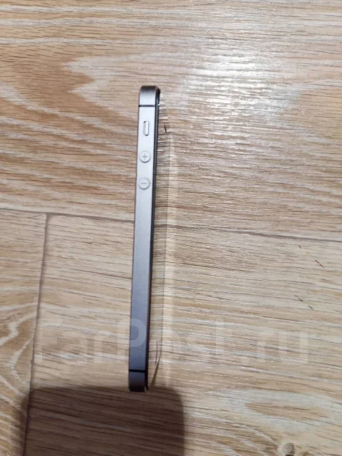 Apple iPhone 5s. �/�, 16 ��, �����������, 3G, 4G LTE ����