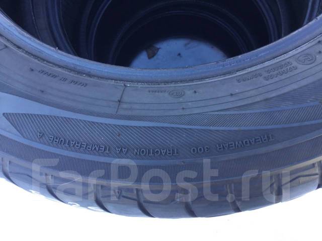 TOYO TRANPATH mpZ 215/60/17-