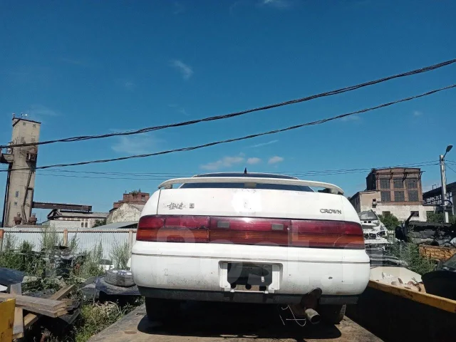 Toyota Crown. LS141, 2L ����
