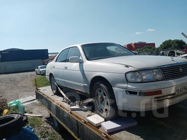 Toyota Crown. LS141, 2L ����