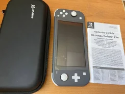 Nintendo Switch Lite ����