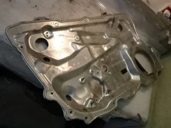 ��������������� ������������� �������� ����� AUDI A8 454261 4E0837461B ����
