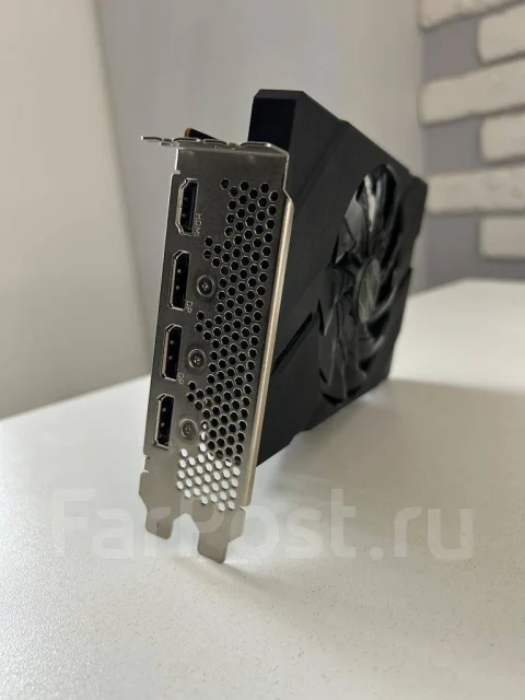 Intel Arc A380 ����