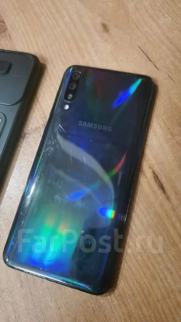 Samsung Galaxy A50. �/�, 64 ��, �����, 4G LTE, Dual-SIM, NFC ����