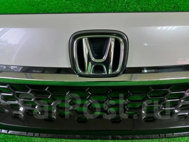 Решетка радиатора Honda Freed GB5 L15B купить во Владивостоке по цене ...