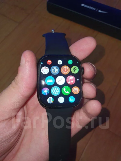 Apple Watch Series 8 ����
