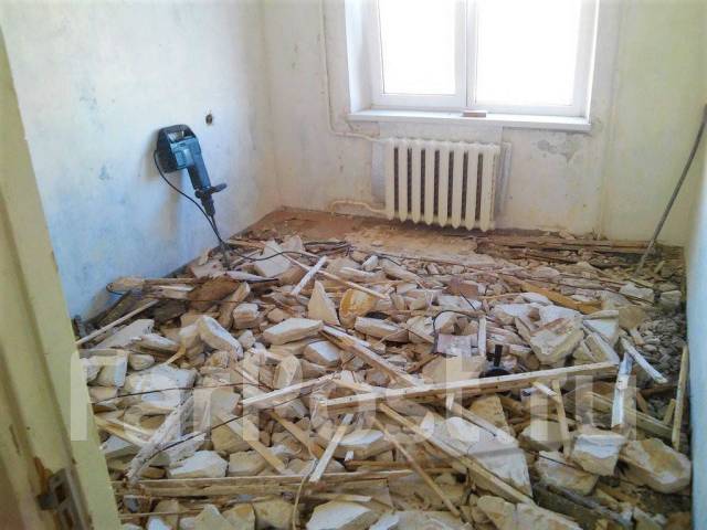 Демонтаж стен, полов, перегородок, сантехкабин, вывоз мусора в Уссурийске