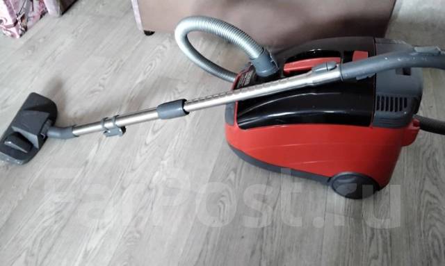 Продам пылесос Thomas, б/у, в наличии. Цена: 2 000₽ во Владивостоке