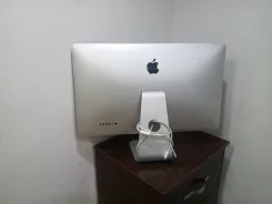Apple. 27", ���������� �� (LCD, LED, QLED) ����
