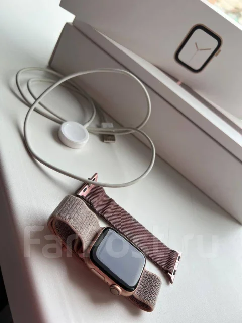 Apple Watch Series 4 ����