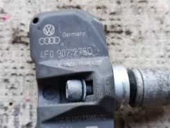 ������ �������� � ���� Audi A8 4H8 3082653 4F0907275D ����