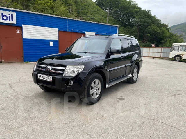 Mitsubishi Pajero. �������, 4wd, 3.2 (165��.�.), ������, 190����. �� ����