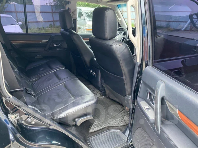 Mitsubishi Pajero. �������, 4wd, 3.2 (165��.�.), ������, 190����. �� ����