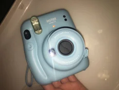 Fujifilm Instax Mini 11 ����