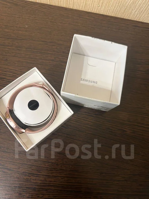 Samsung Galaxy Watch Active2. GPS, NFC, IP68 ����