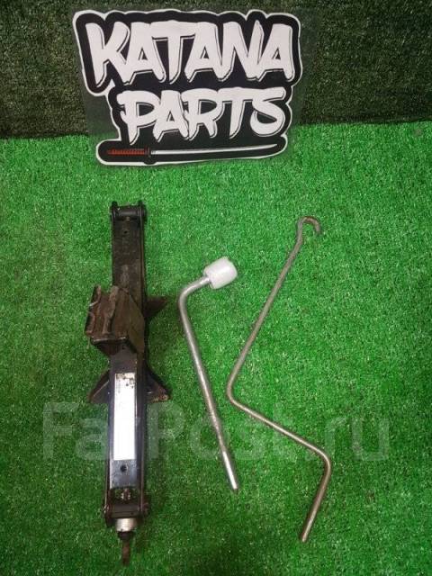 Домкрат купить во Владивостоке по цене: 700₽ — объявление от компании ...