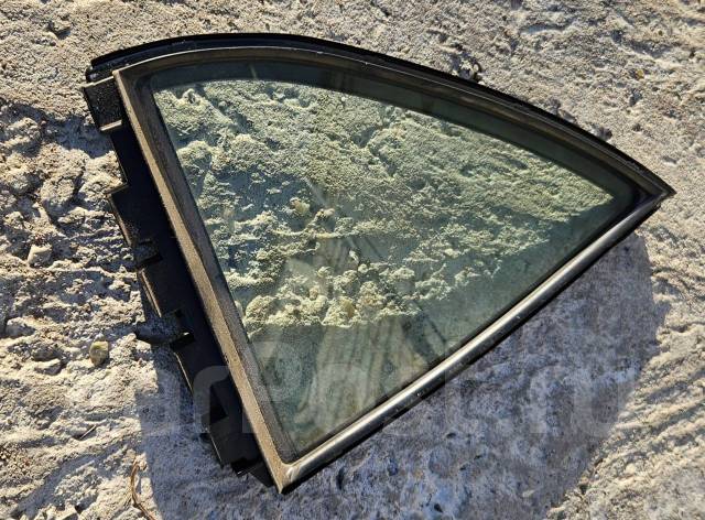 Стекло заднее правое треугольник Toyota Corolla nze121 купить в ...