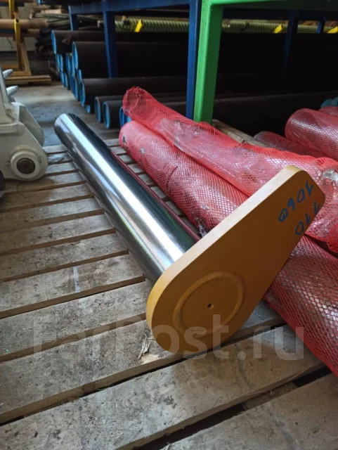 ����� ������ � ��������� Hitachi ZX330/8094093 8094093 ����