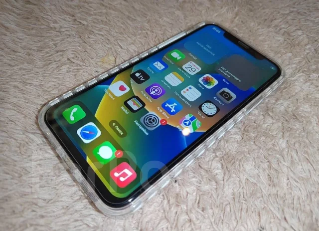 Apple iPhone X. �/�, 64 �� ����