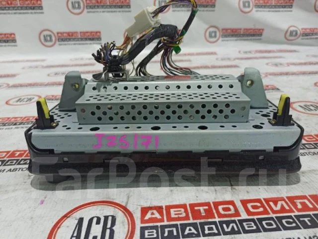 Монитор Toyota Crown JZS171 купить во Владивостоке по цене: 10 000 ...