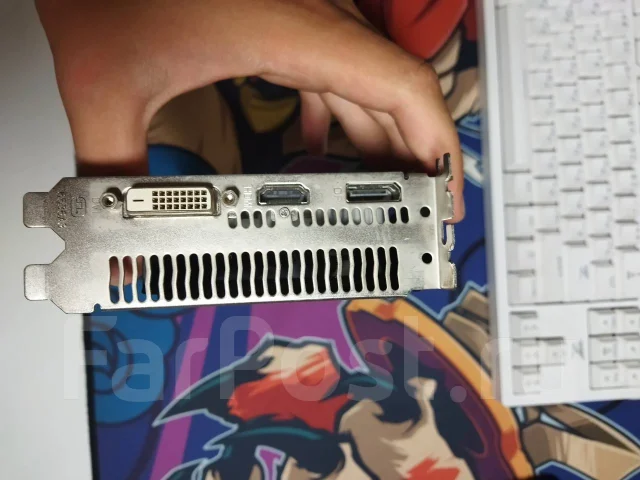 Radeon RX 550 ����