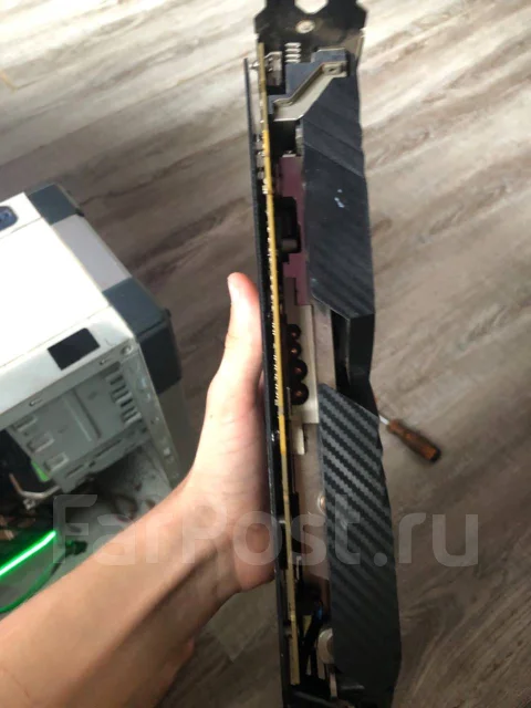Radeon RX 580 ����