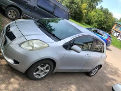 Toyota Vitz. �������, ��������, 1.0 (71��.�.), ������, 200 000����. �� ����