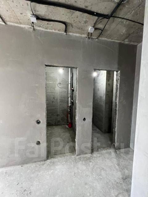 Ручная штукатурка шпаклeвка обои. Ламинат и плитка покраску стен во ...