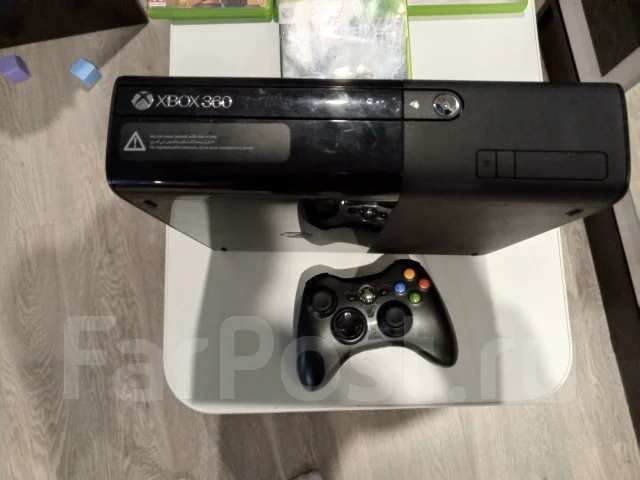 Microsoft Xbox 360 E ����