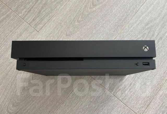 Microsoft Xbox One X ����