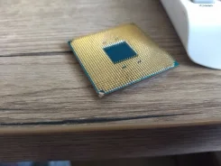 AMD Ryzen 5 1600 ����
