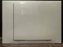 Apple MacBook Air 13 2022 MLXY3. 13.6", ��� 8 ��, ���� 256���, WiFi, Bluetooth, ����������� �� 17��. ����