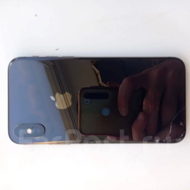 Apple iPhone X. �/�, 64 ��, �����, 4G LTE ����