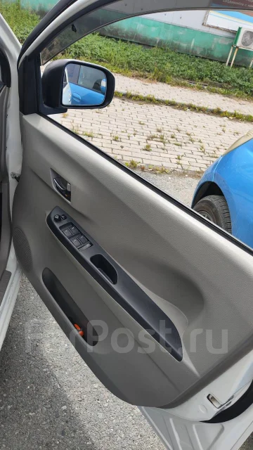 Daihatsu Mira e:S. ��������, ��������, 0.7 (52��.�.), ������, 172����. �� ����