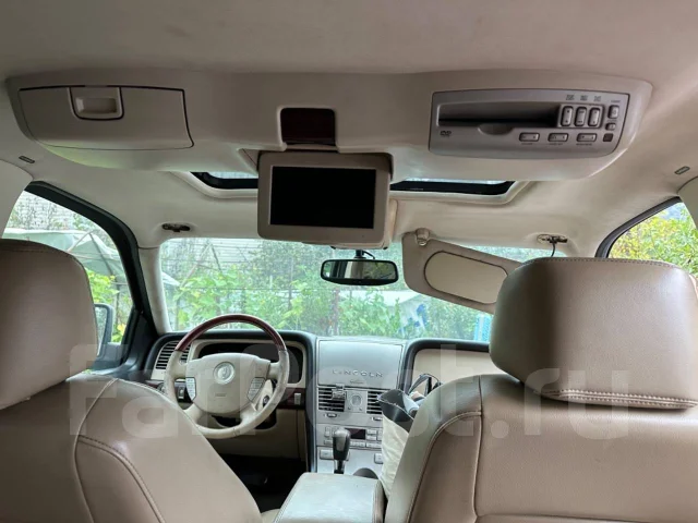Lincoln Aviator ����