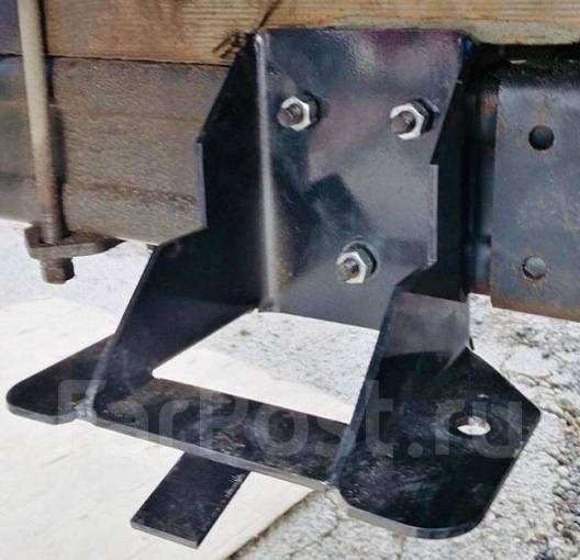 Кронштейн запаски газель некс. Кронштейн запасного колеса бортовая газель. Крепление запаски газель 3302. Кронштейн запасного колеса газ 3302. Держатель запасного колеса газель 3302.