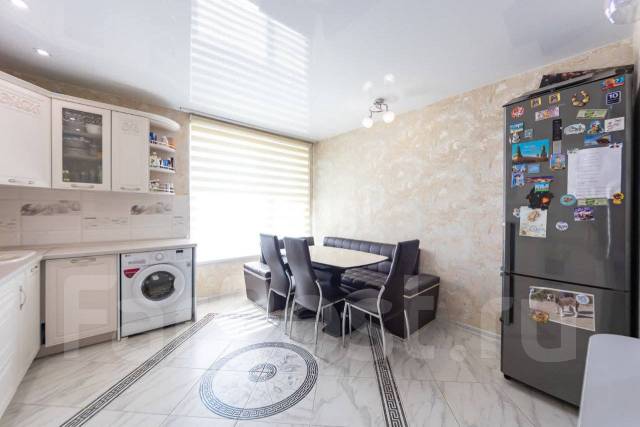 Продам Коттедж + помещение под бизнес, краснофлотский, улица малеевка ...