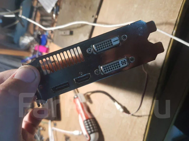 Radeon HD 6790 ����