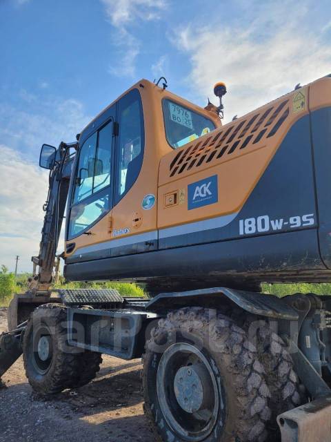 Услуги, аренда колесного экскаватора 13, 14, 15, 18тонн во Владивостоке