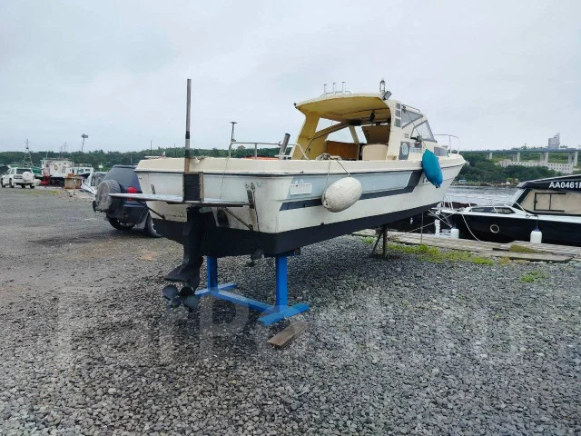 Yamaha. 1983 ���, ����� 7,2��., ��������� ������������, 80��.�., ������ ����