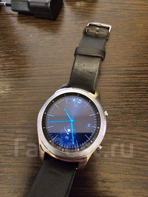 Samsung Gear S3 Classic ����