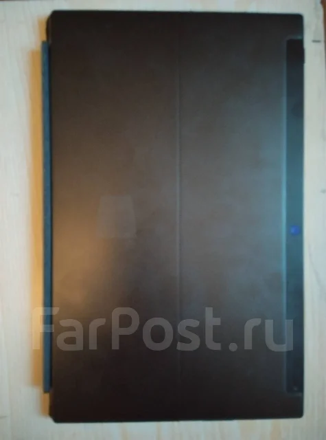 Microsoft Surface Laptop. 1,3����, ��� 2048 ��, ���� 64���, WiFi: 1, Bluetooth: 1, ����������� �� 5��. ����
