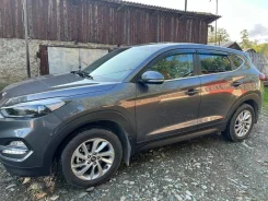 Hyundai Tucson ����
