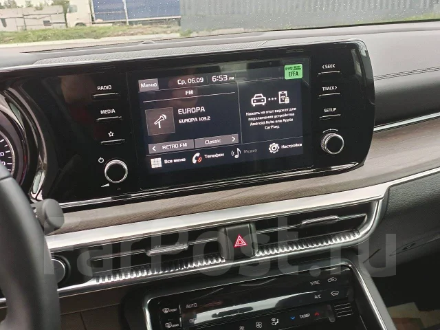 Kia K5. 256554255, 244854 ����