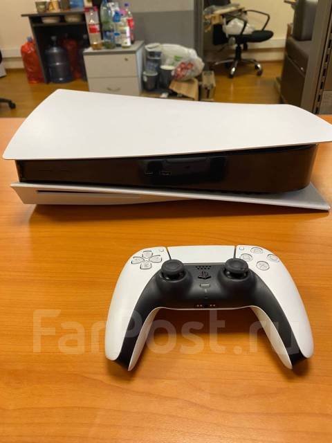 Sony Playstation 5 с дисководом, б/у, в наличии. Цена: 43 000₽ во ...