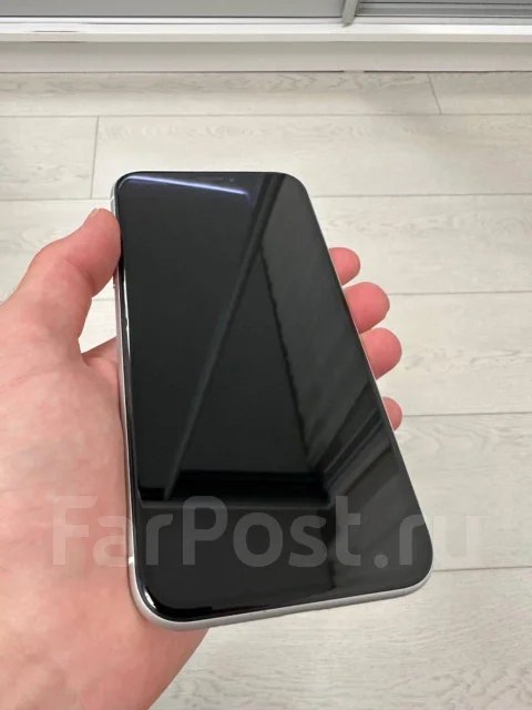 Apple iPhone Xr. �/�, 64 ��, �����, 4G LTE, NFC ����
